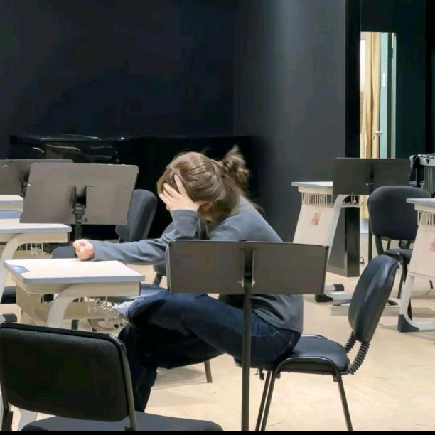 芝麻糊偶尔的神