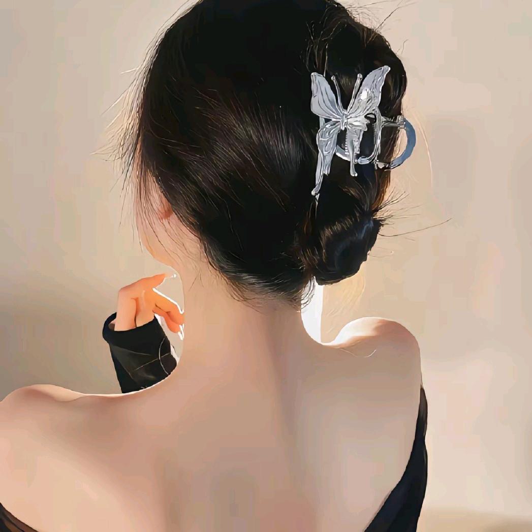 ✘