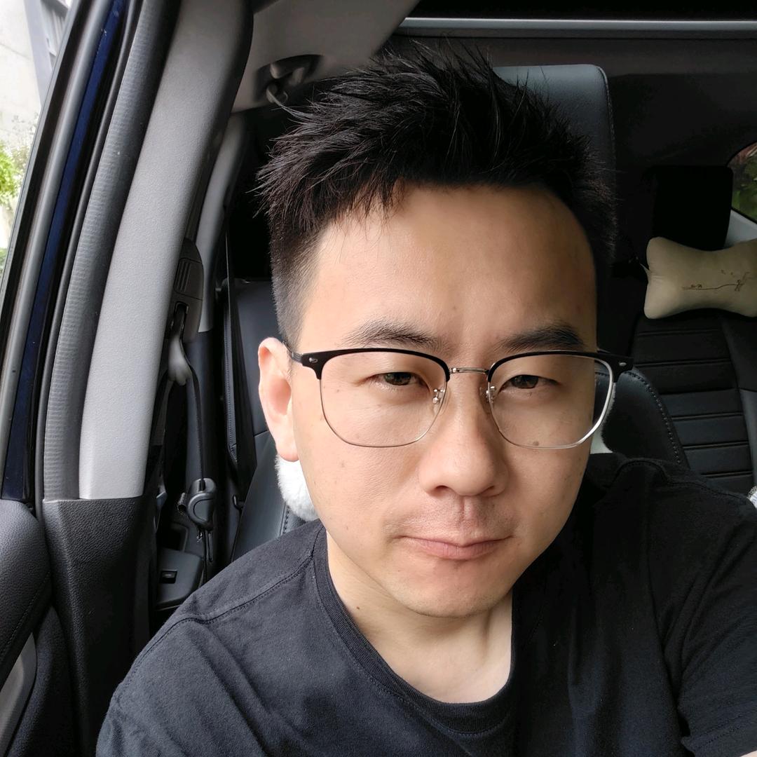 南冲梁爽哥