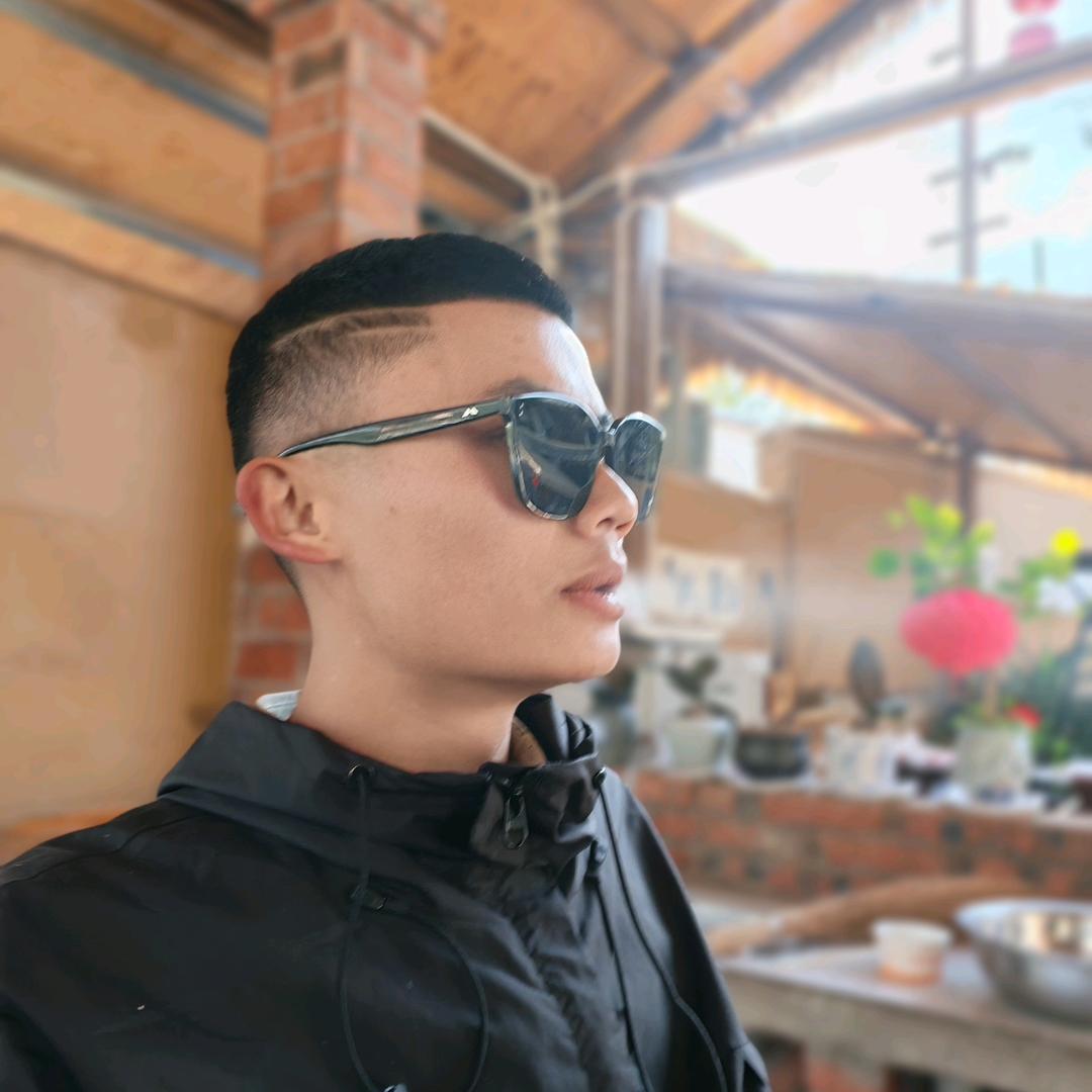 老吴徒弟•灯泡