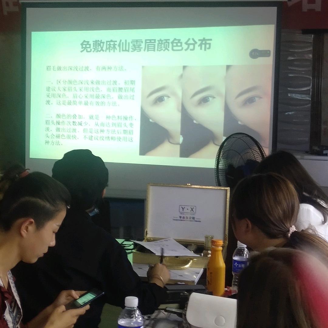 双胞胎姐姐