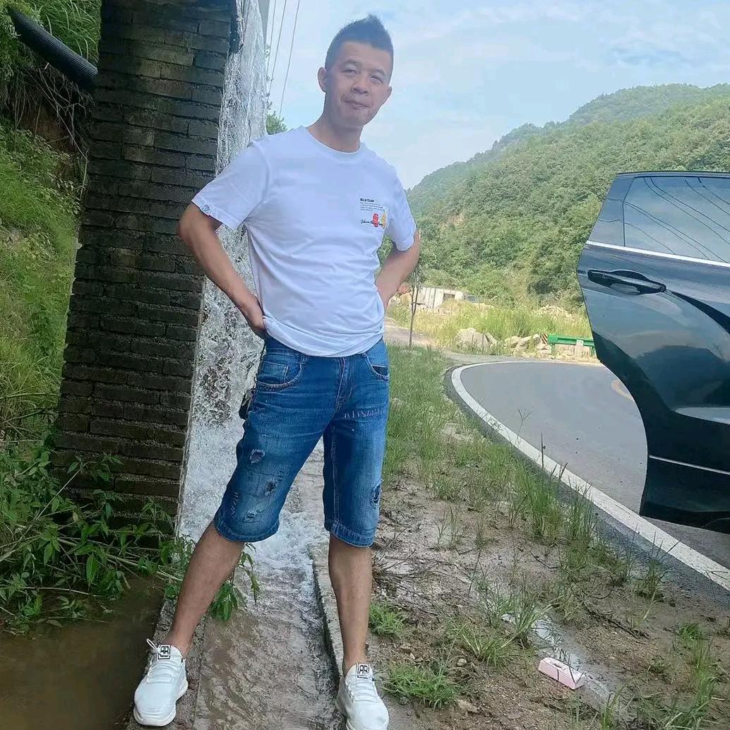 布刀师.小李哥