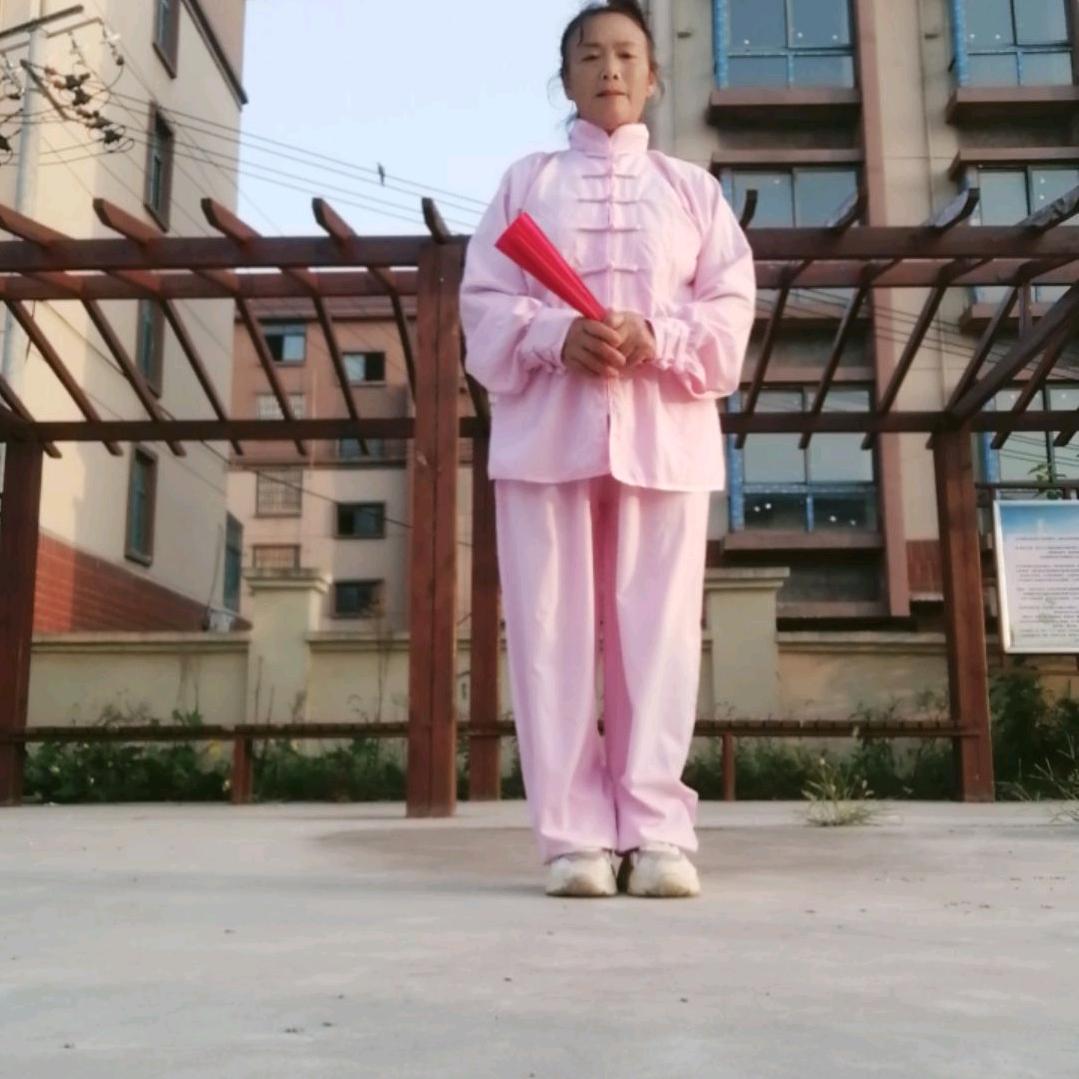 红玫瑰爱跳舞