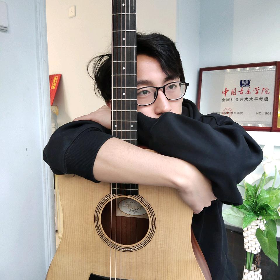 不弹吉他