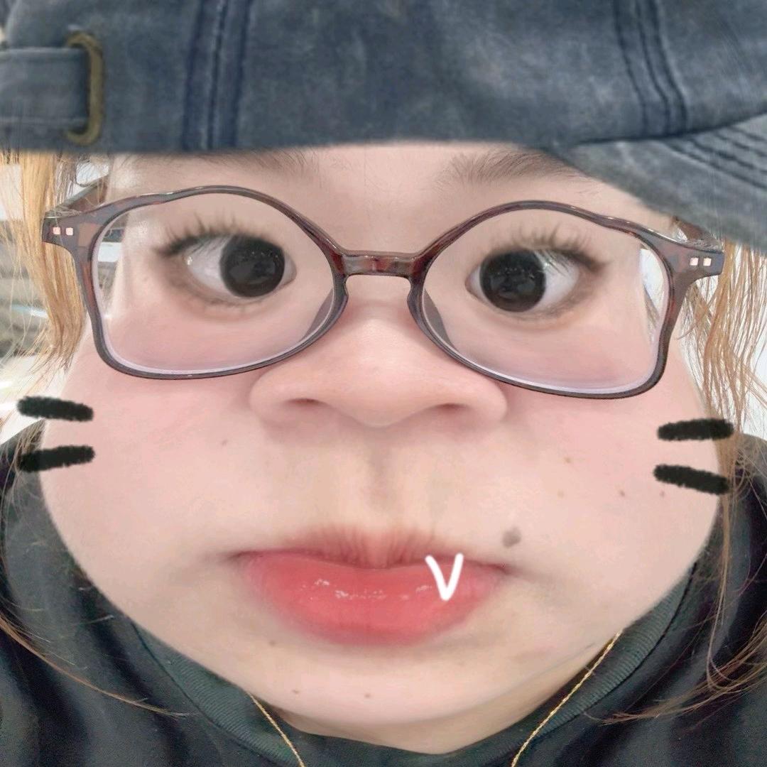 H丶