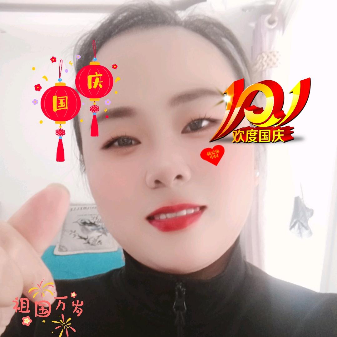 努力赚钱的小姐姐