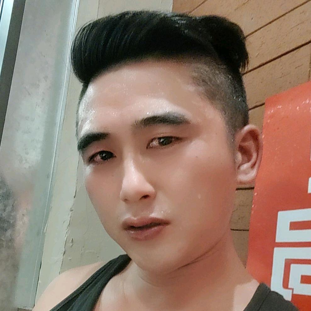 鄂仔
