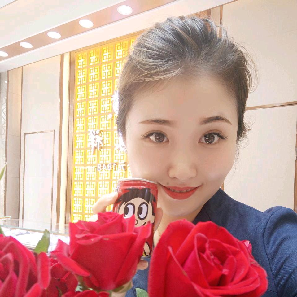 长春珠宝小姐姐