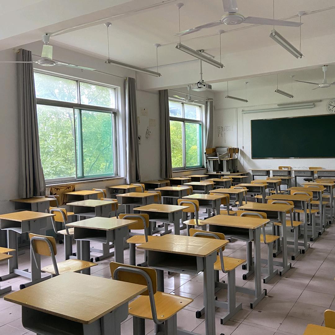 卫校招生张老师