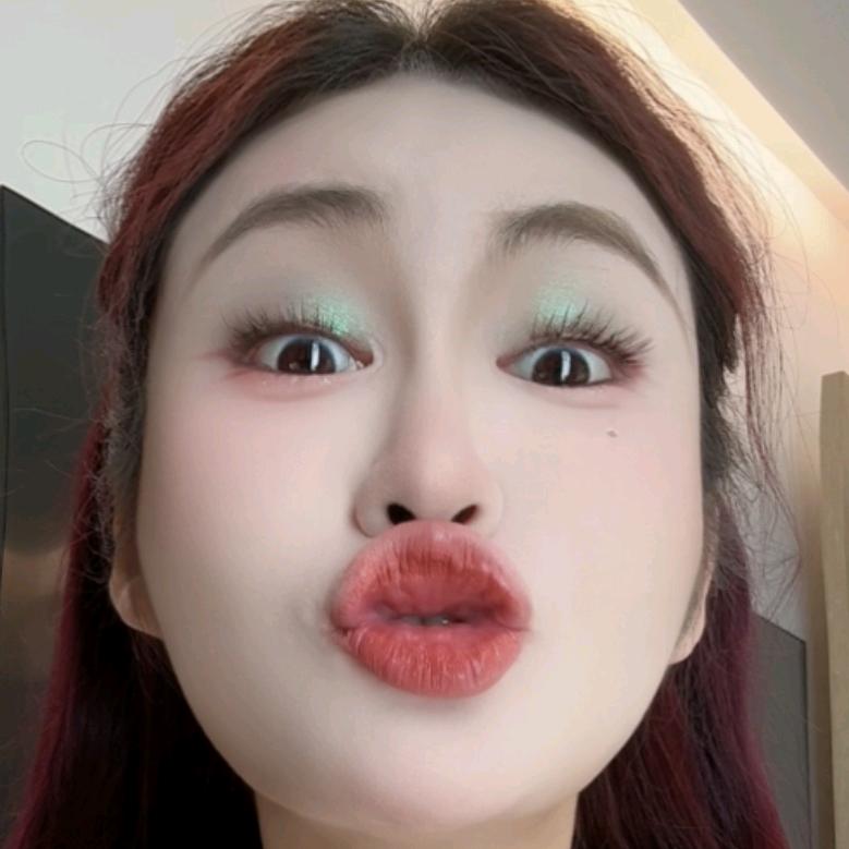白希是个美女