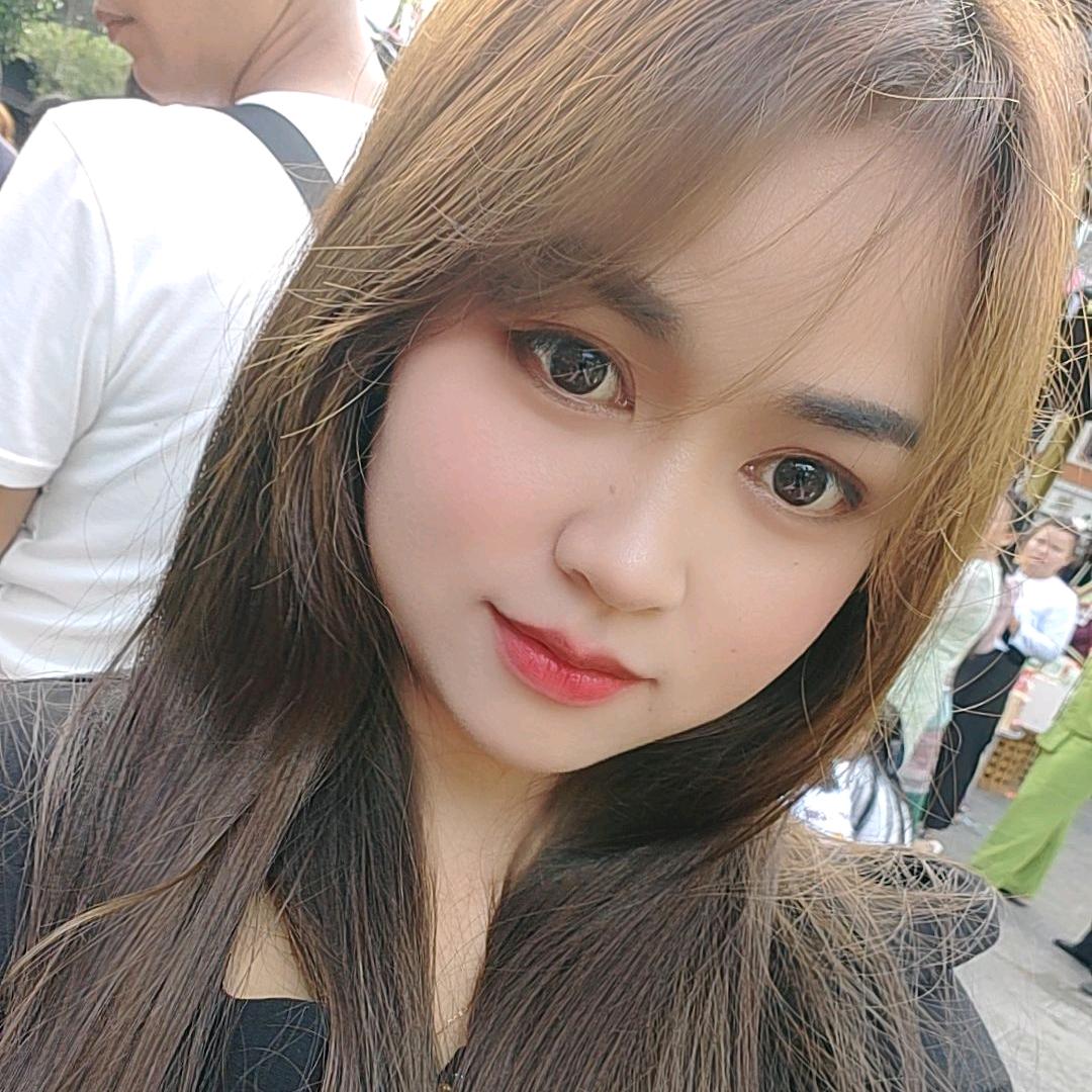 德昂姑娘