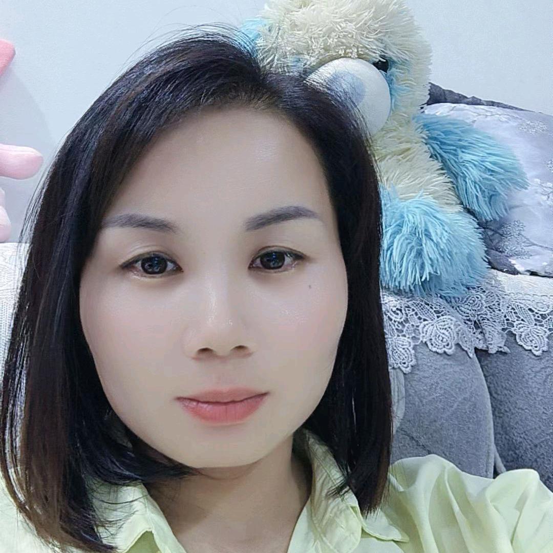 阳新瓷砖潘潘