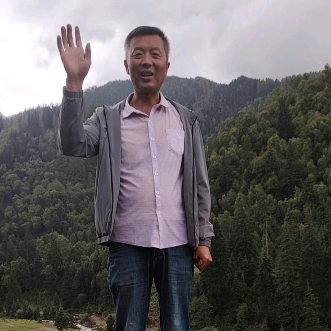 岷峰届滋补养生店