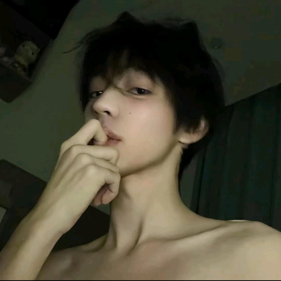 喝口白开水.