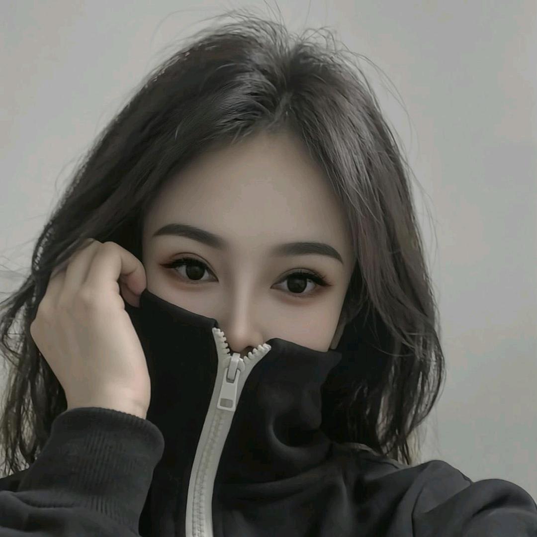 🧸干物流哩辉哥哥。