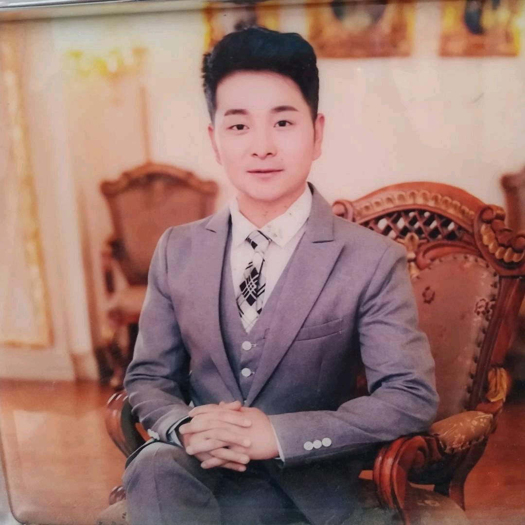 ༺小ོ袁༻