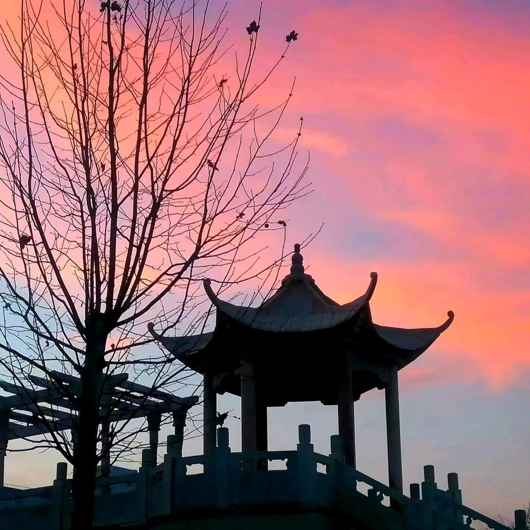 水枪装尿 滋谁谁啸