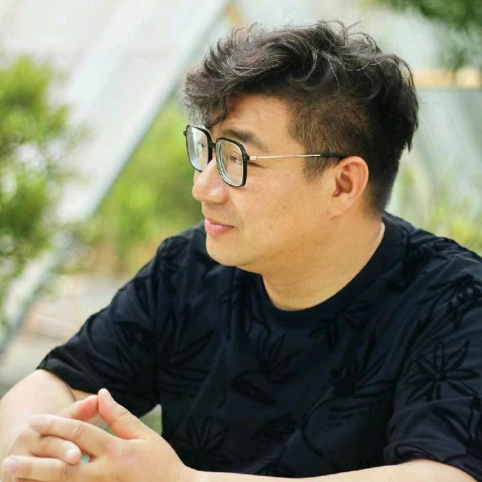 哥卷毛