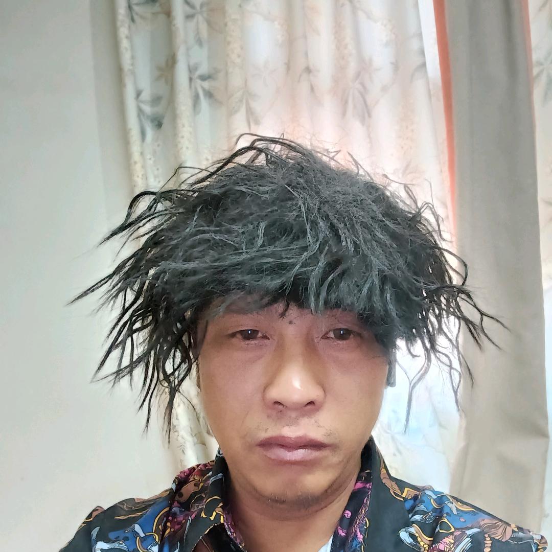 黑白小粉