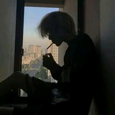逸抹高傲旳笑