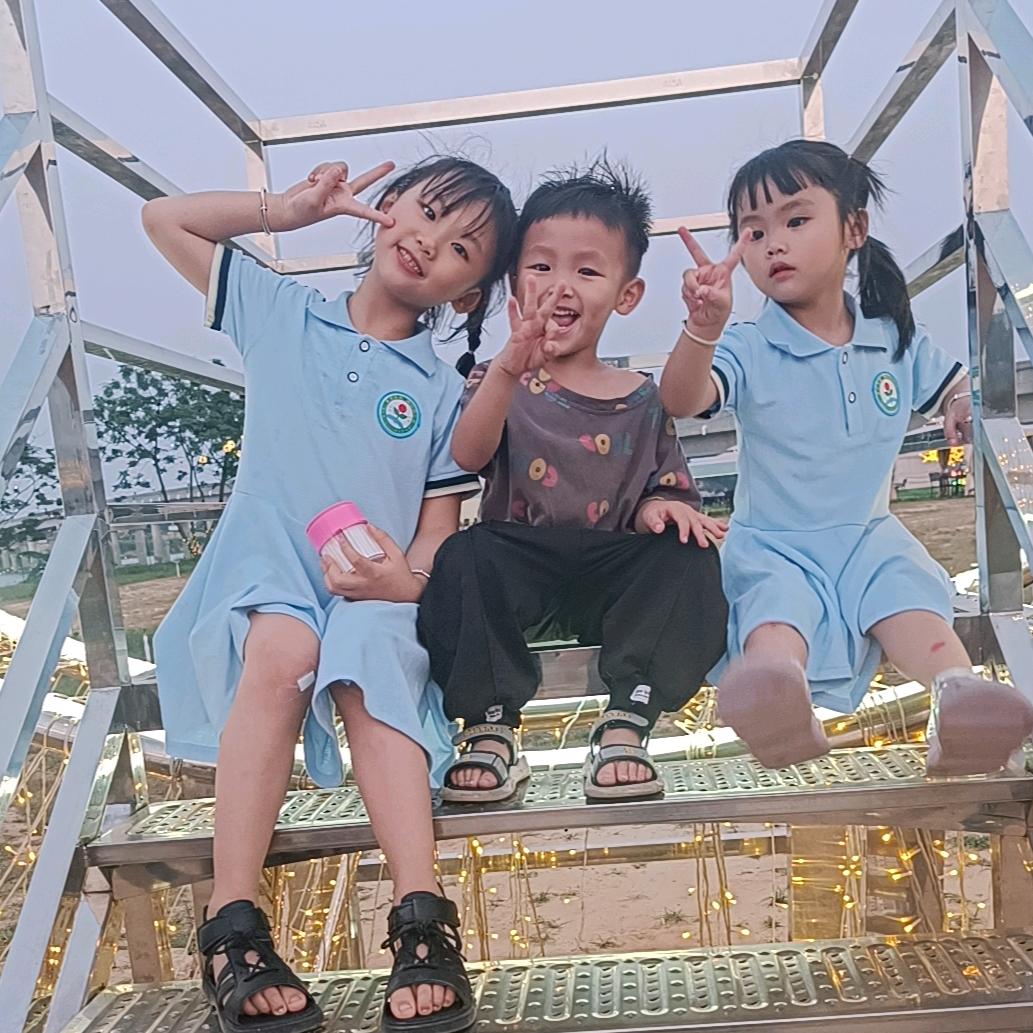 🎈    时   疚   🎈