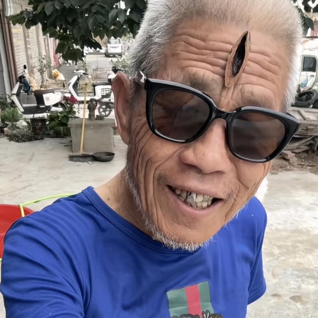 二牛撇铅球🍻