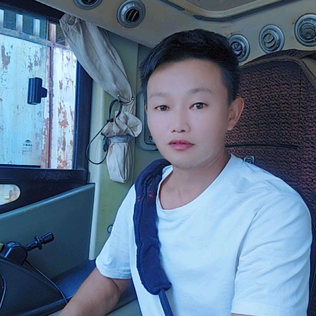 阿德！黔西南到广东坑梓专线大巴车