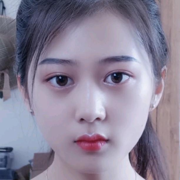 风中的云
