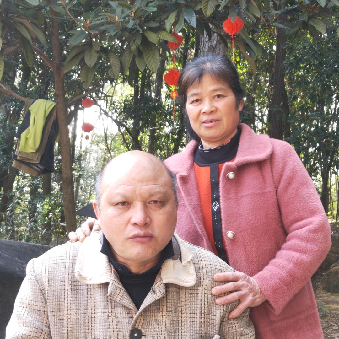 王建生（一家四口）