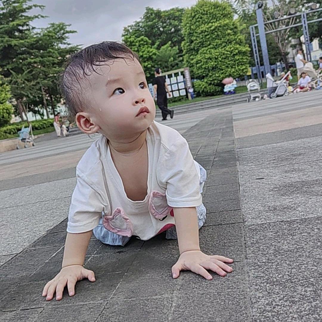 嘉嘉