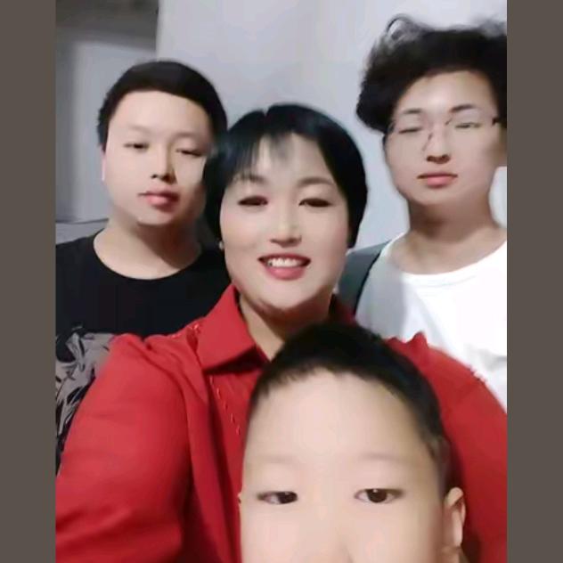小宝奶奶