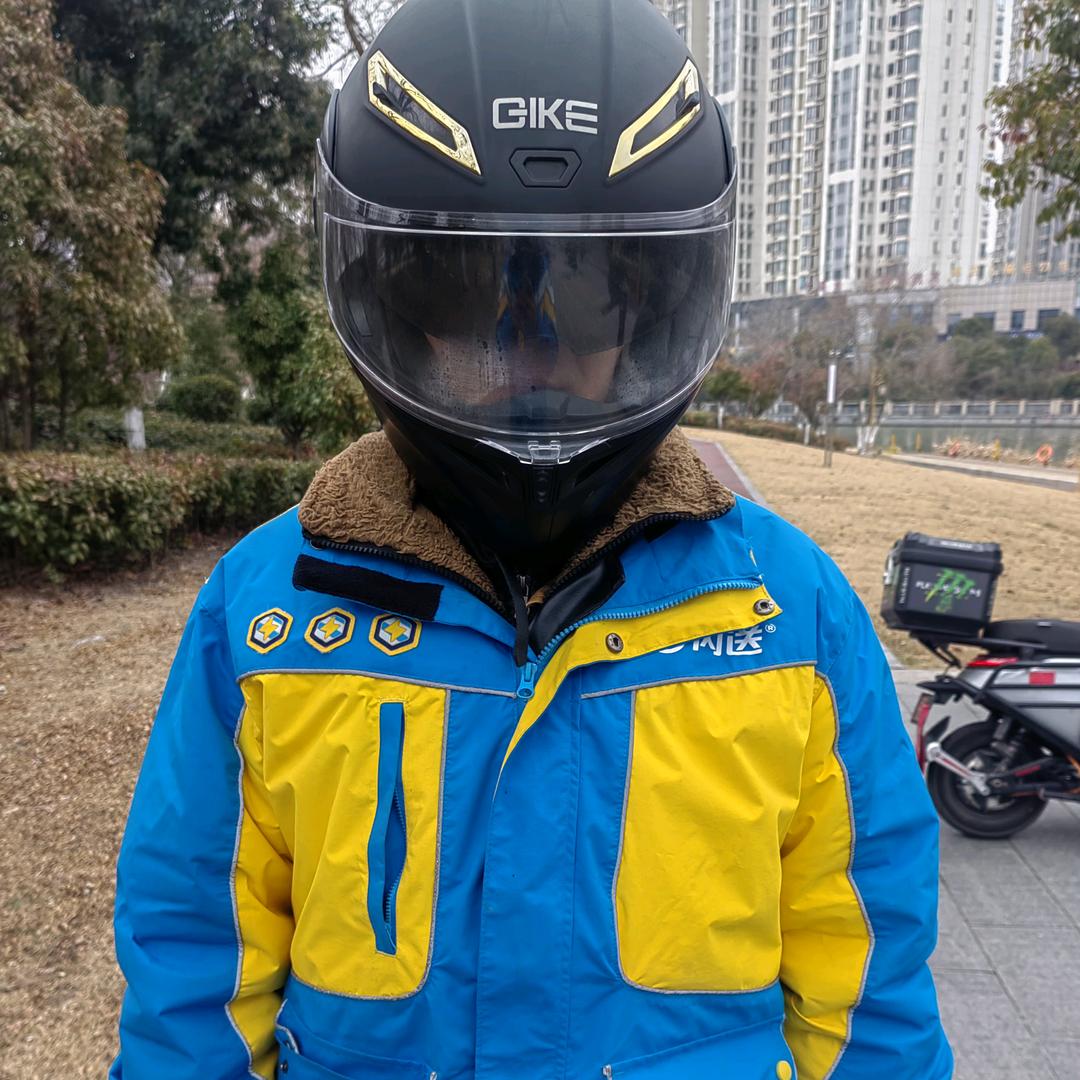 东奔西跑的小小生