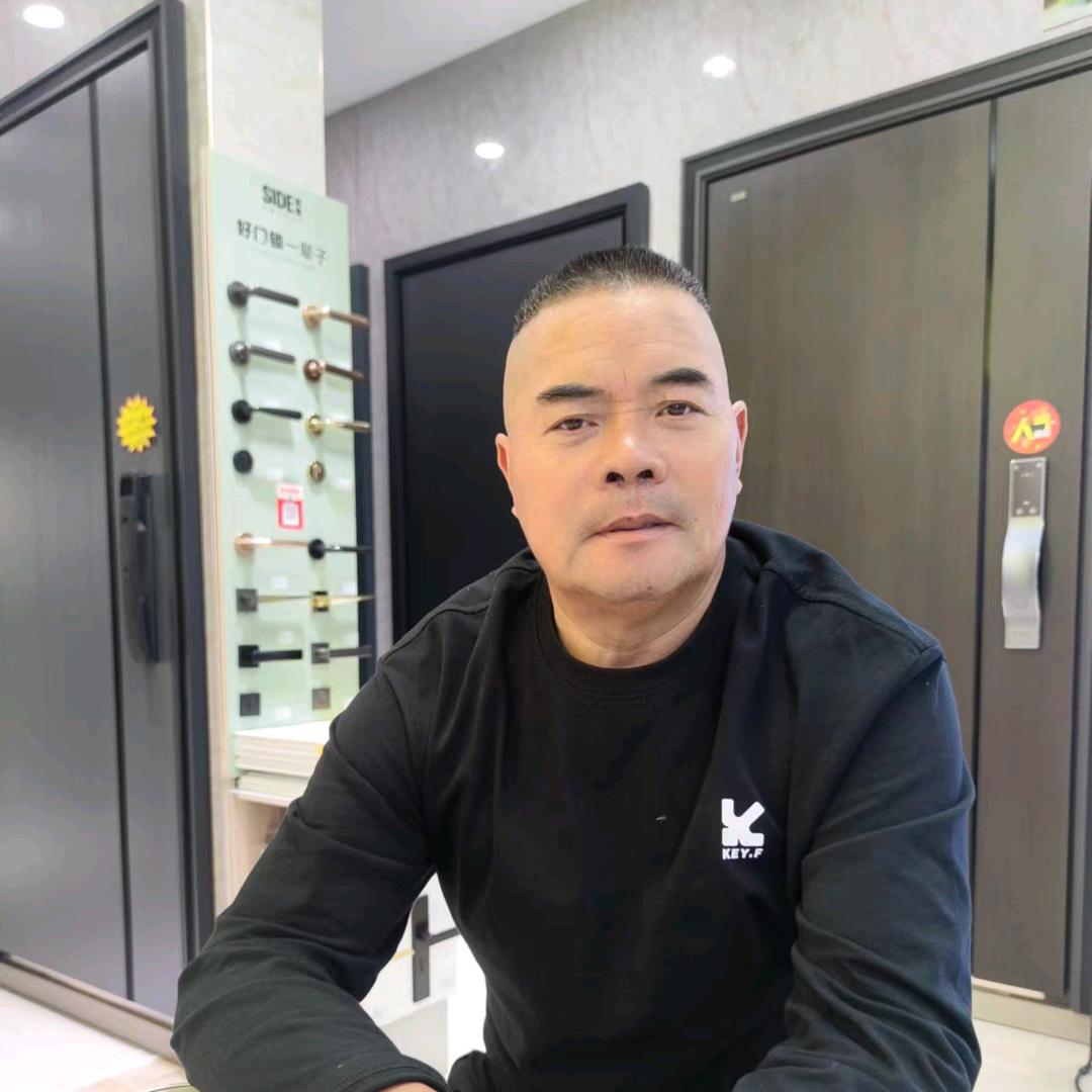 李哥爱唱歌🎤:早上9:50开播