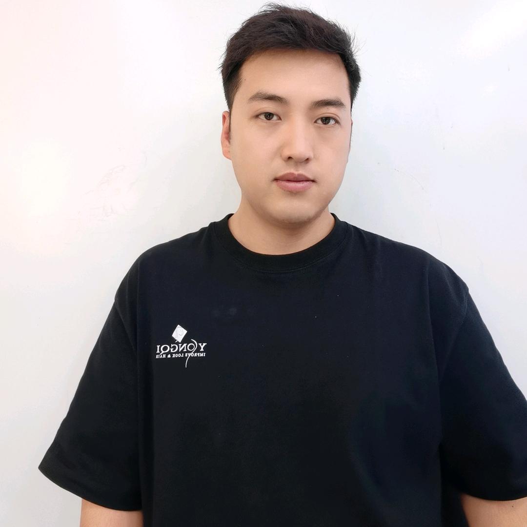 美业大佬  大力先生