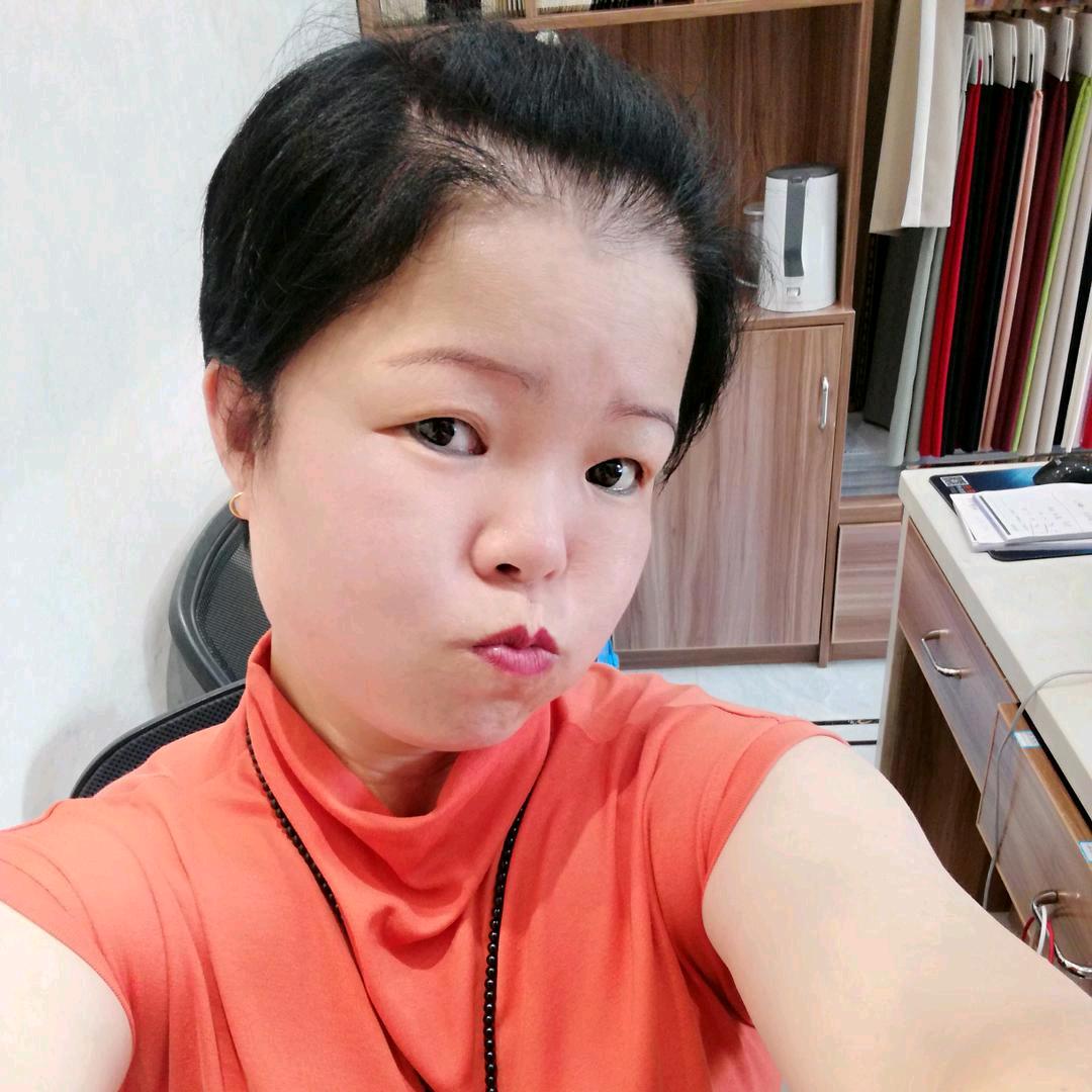 萤姐  卖女装面料～