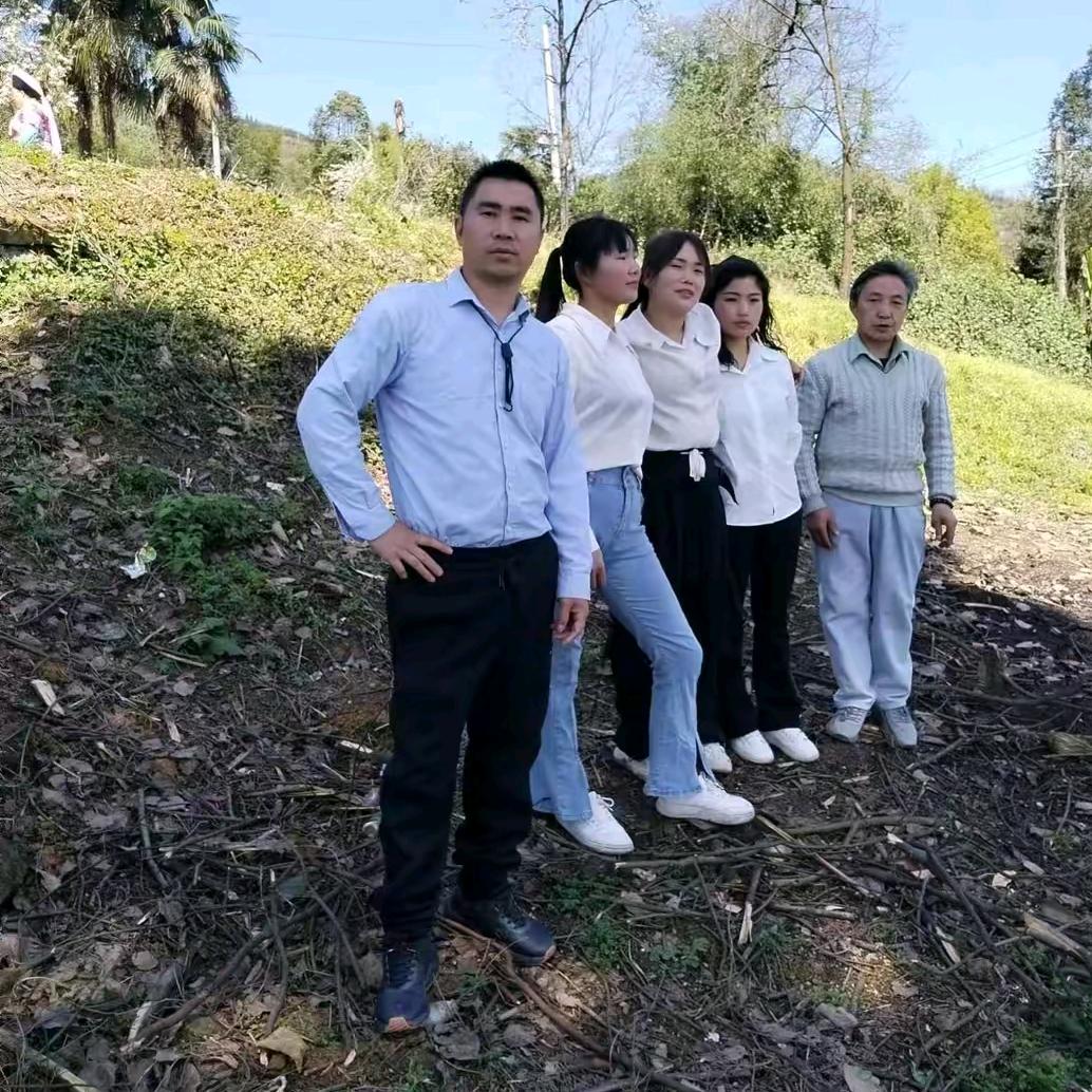 安乐溪鼓啰队坐堂……谢幺妹儿