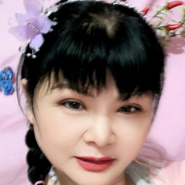雅欣~爱吃（晚上21：：30）开直播