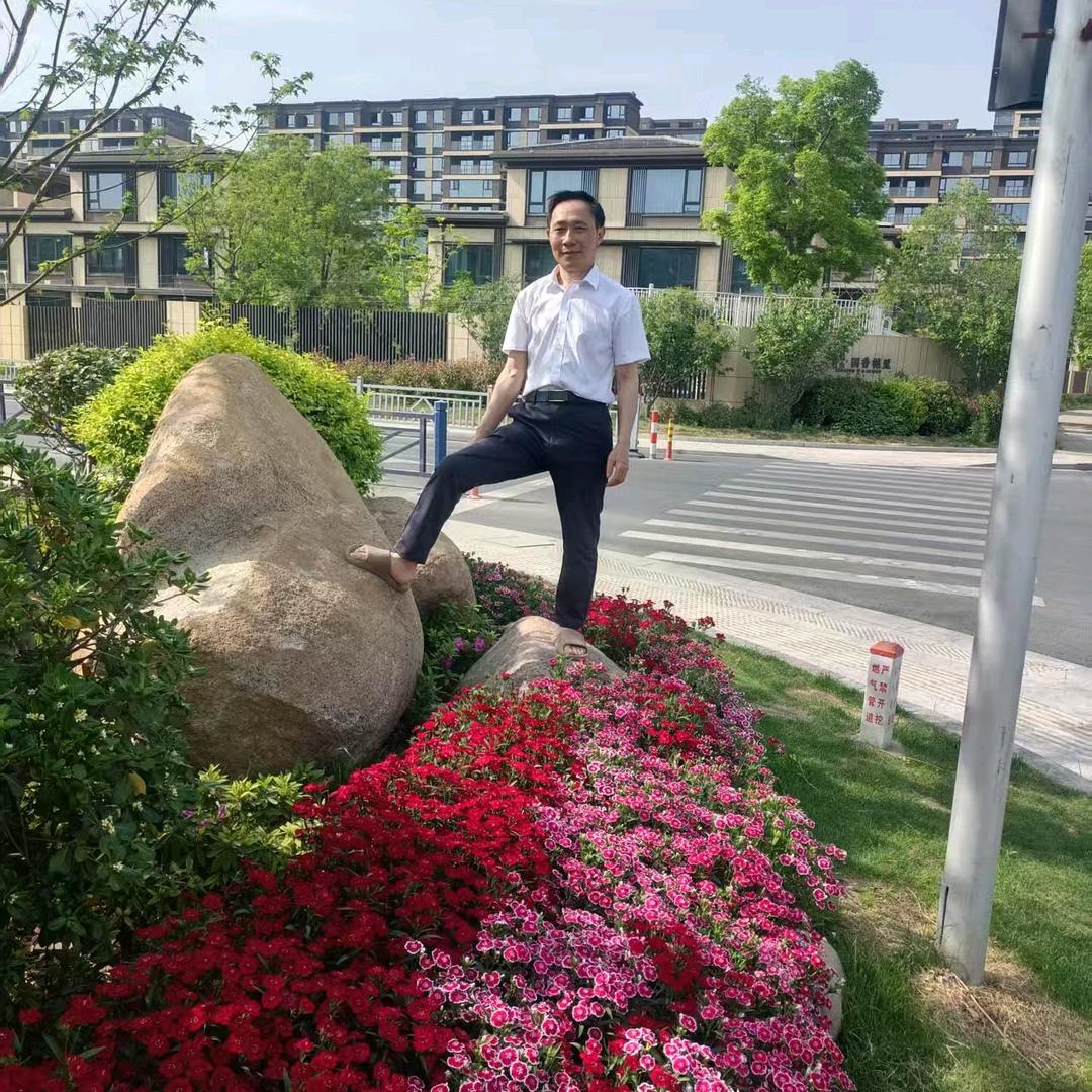 贵州，勇哥！不定时播唱歌，娱乐主播