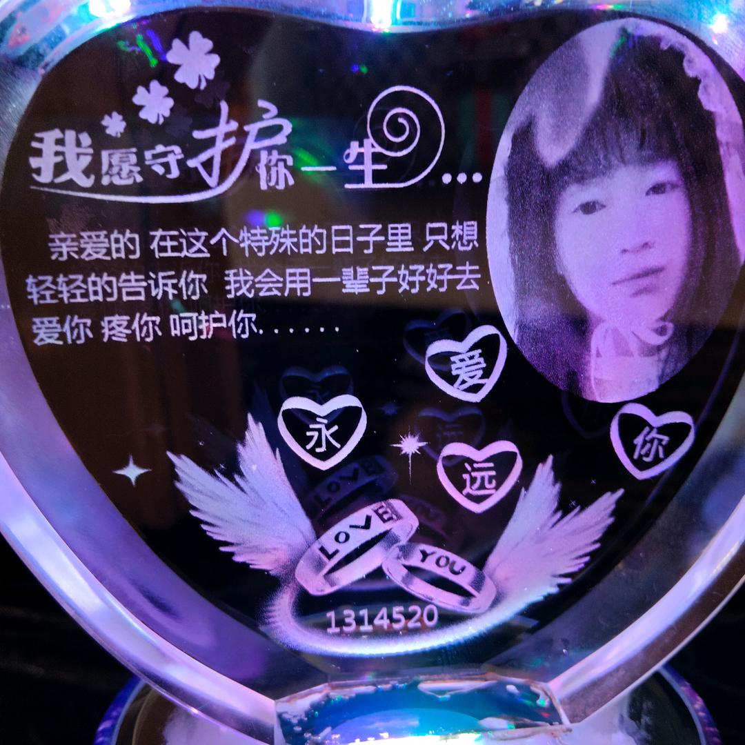 受伤的玫瑰