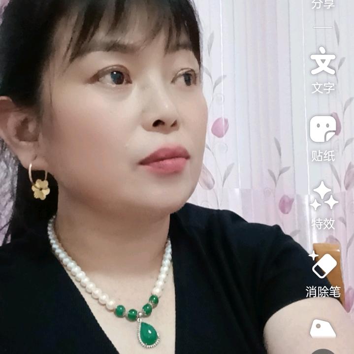 杨小妹。