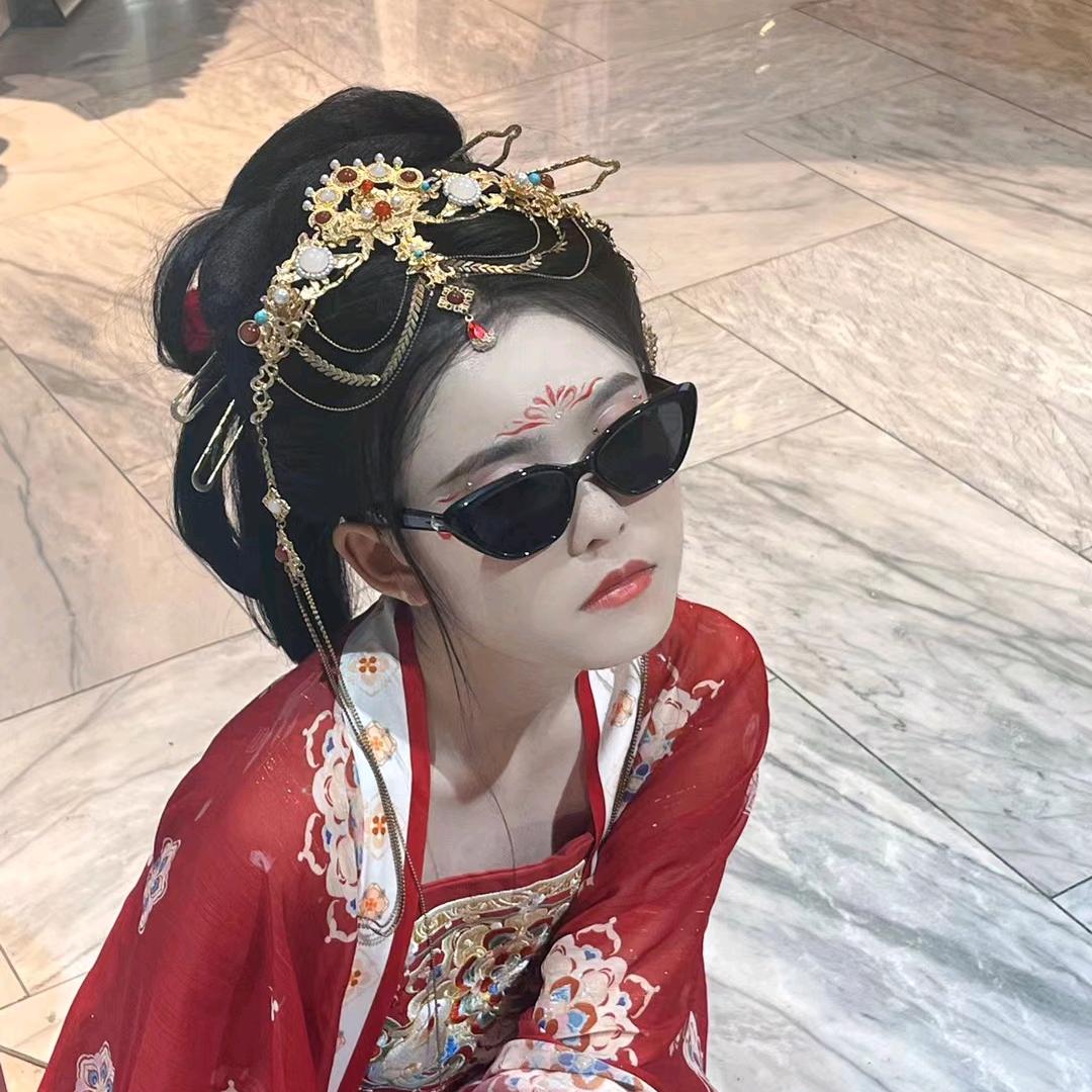 掉线木偶（被王源送玫瑰花版）