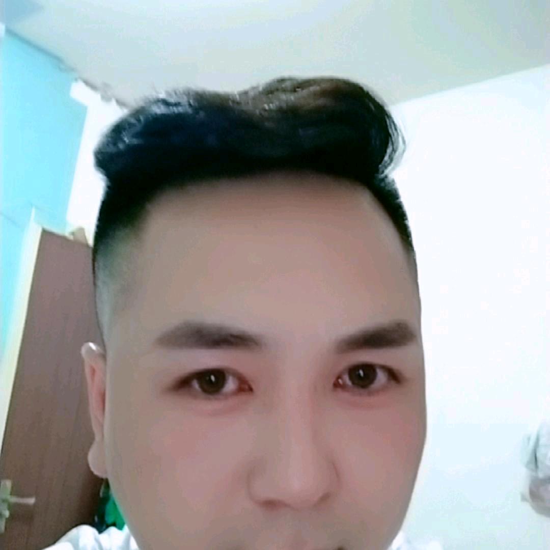 陈焱