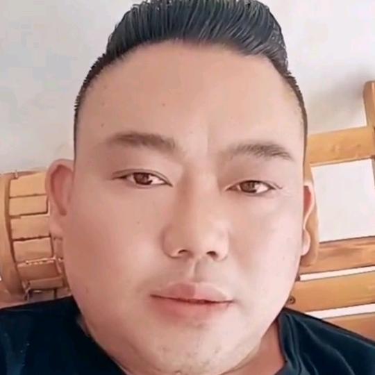 嘛二哥唢呐锣鼓队