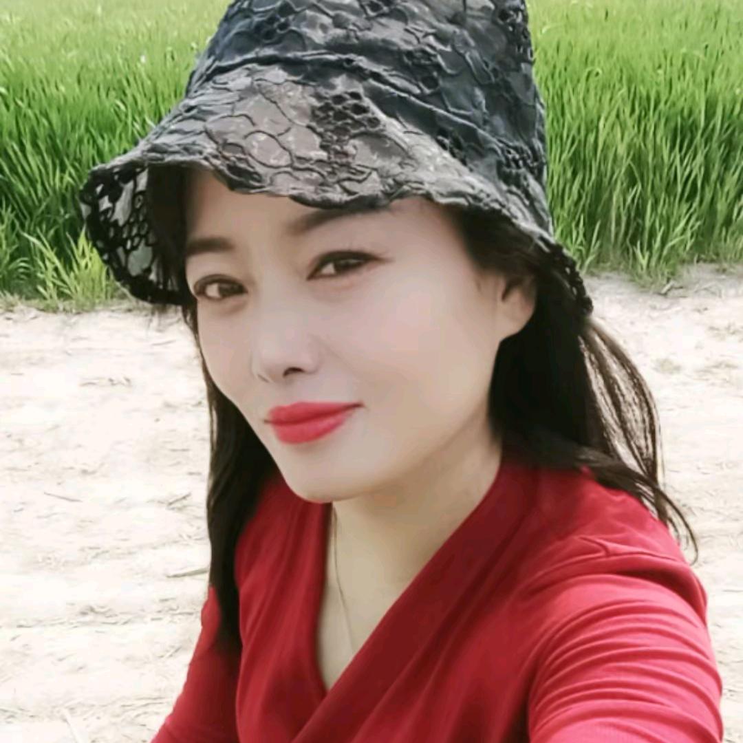 小甜甜💋时尚穿搭《橱窗自助下