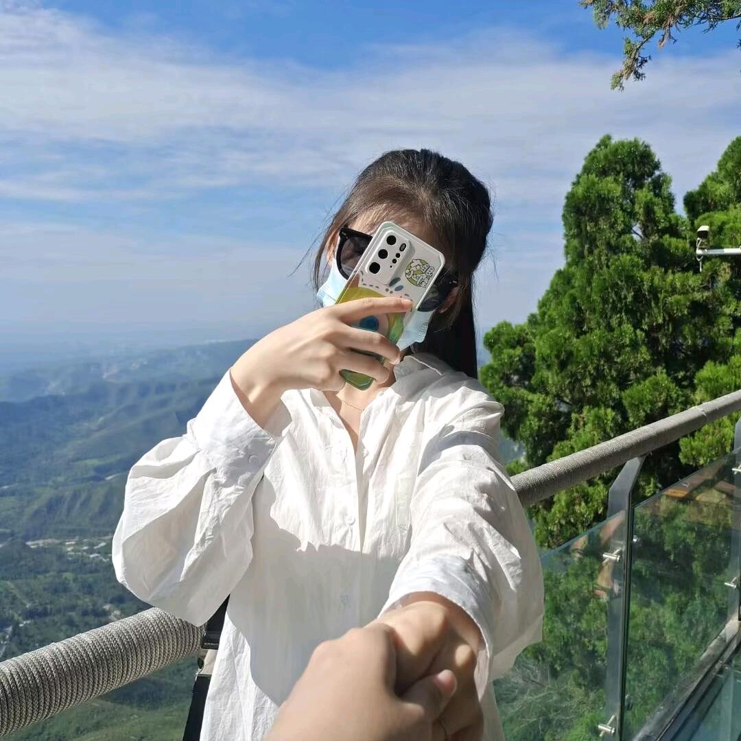 思思