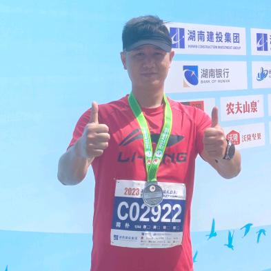 二手车里的朴老弟