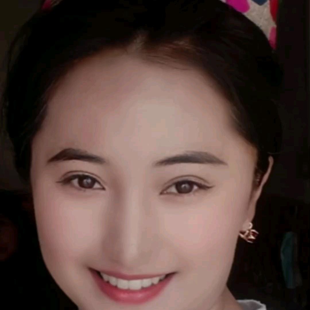 排孜丽耶幸福的一家人