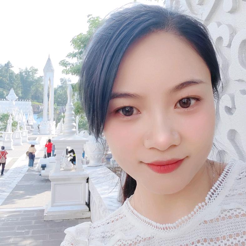 彤飞
