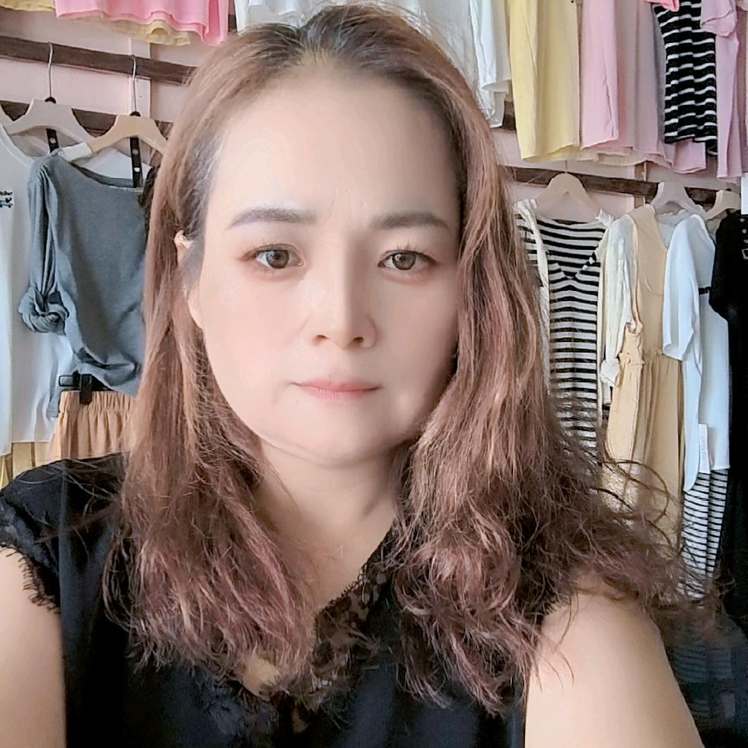 唯依👗(18.18直播)