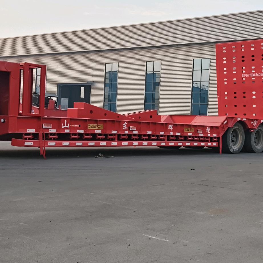 重型低平板车，70高，3米2宽，